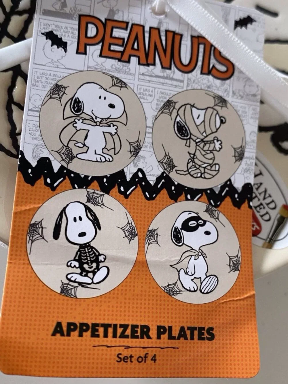 Set Of 4 Peanuts Snoopy Halloween Costumes 6